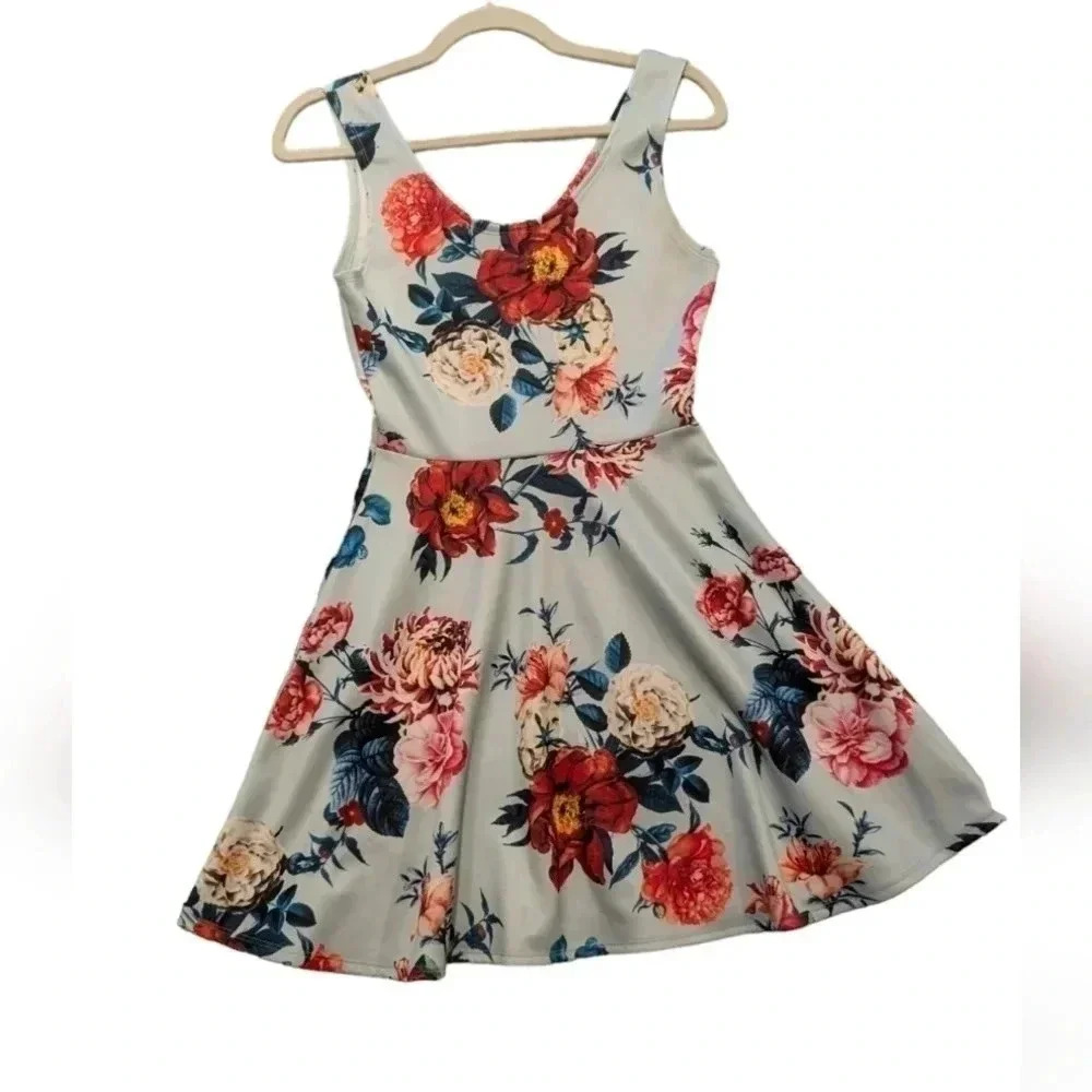 Derek heart fit flare floral dress size M